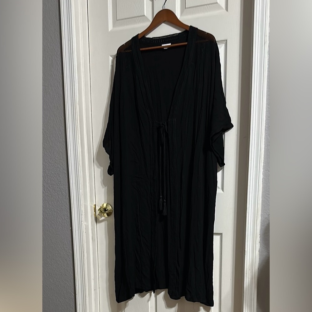 NWOT Women’s Avenue 18/20 black swimsuit coverup or lounge around. - Picture 1 of 7